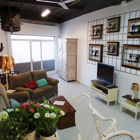 Can Barraca Loft Figueres Фігерас Номер фото