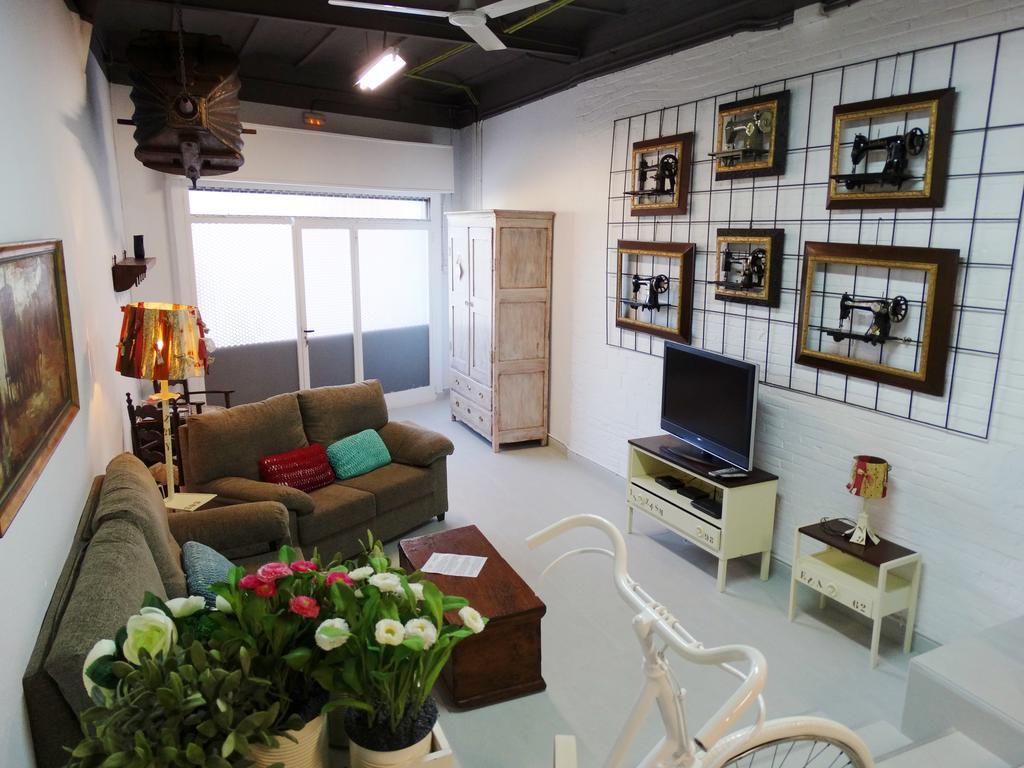Can Barraca Loft Figueres Фігерас Номер фото